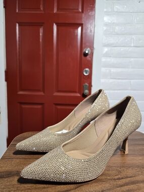 Cozy Island Eternalpace Gold Glitter Pointed-Toe Mid Heel Pumps Size 8